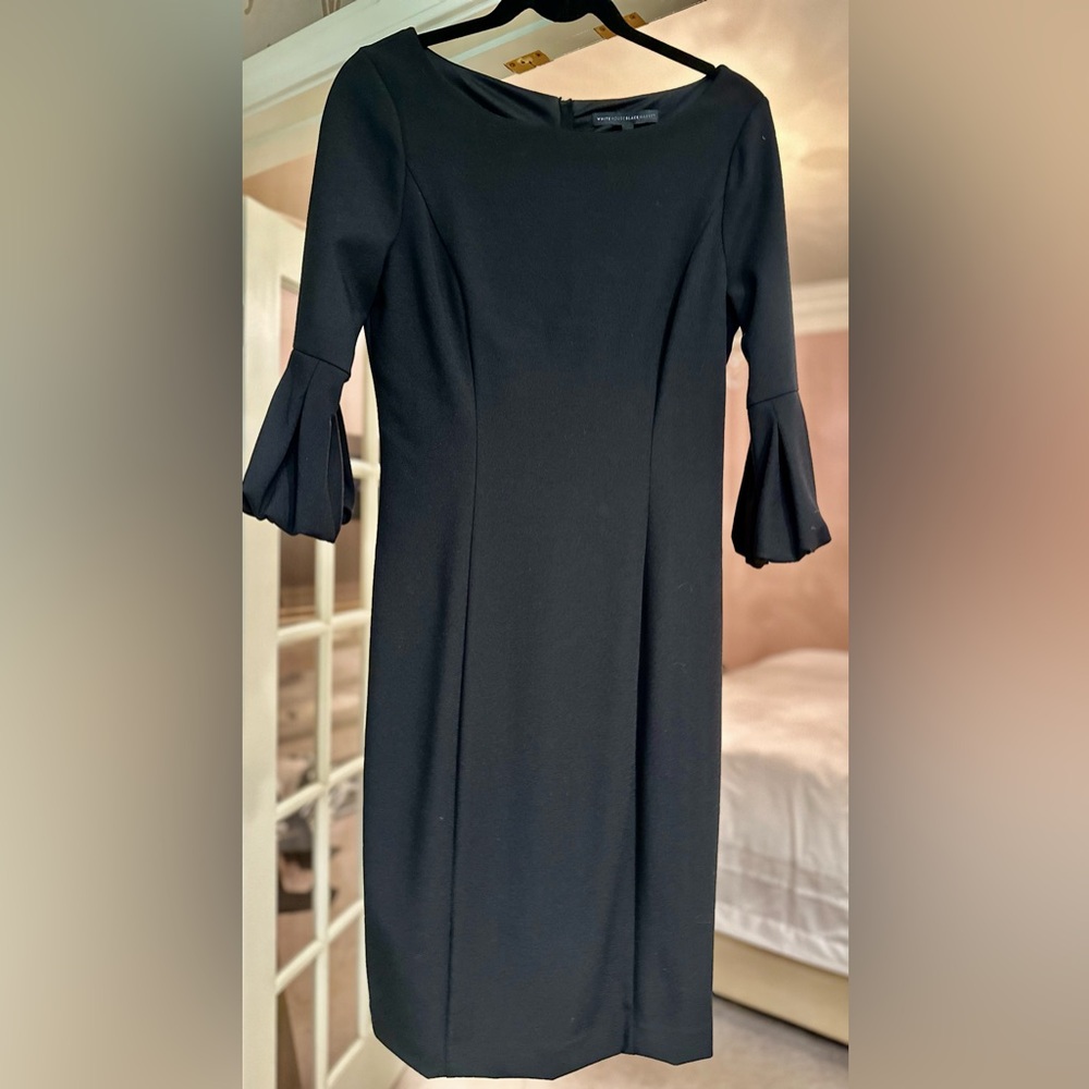 NWOT White House Black Market
BP Lantern Sleeve Sheath Dress-Size 6